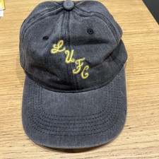 LEEDS UTD GREY BASEBALL CAP 70s style BADGE BRAND NEW FREE POSTAGE……..;