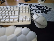 Logitech G715 Wireless Gaming Keyboard & G705 Wireless Mouse Combo *Read Desc*