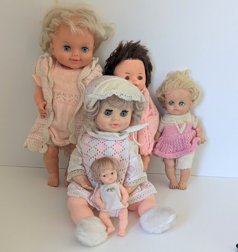 Vintage dolls bundle - x,