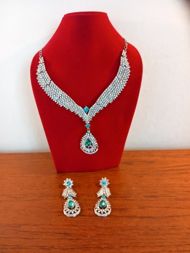 Vintage costume jewellery - vintage,