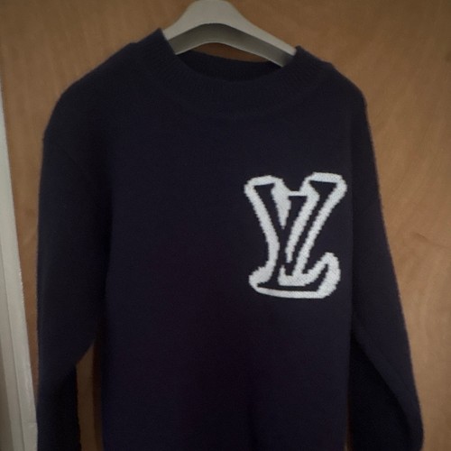 Louis vuitton navy neck wool - louis, v-neck