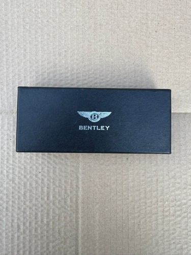 Boxed bentley flying - b, letter