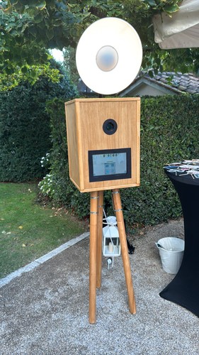 Wooden photobooth - photobooth,