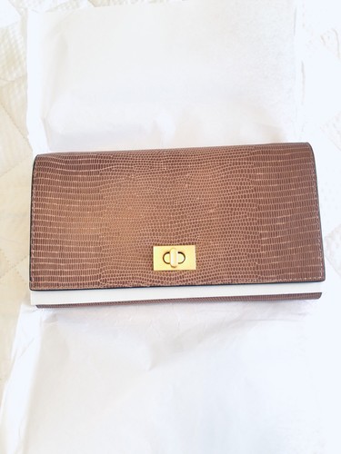 Radley london carpenter yard - london,