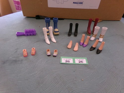 Bratz doll shoes - shoes, bundle
