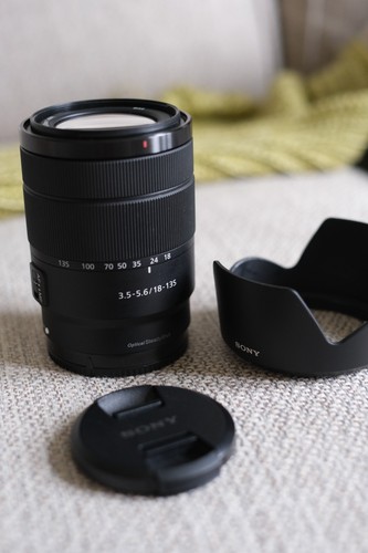 Sony sel 135mm - sel, f/3.5-5.6