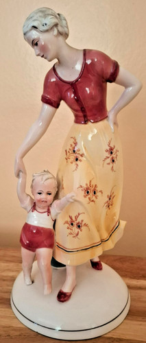 Art deco figurine mother and - deco,