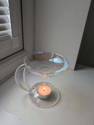 Clear pearlescent glass wax - pearlescent,