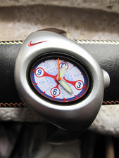 Vintage NIKE Triax  Sports Watch Splat 057 - Silicone Band  Working.