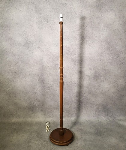 Vintage wooden standard lamp - wooden,