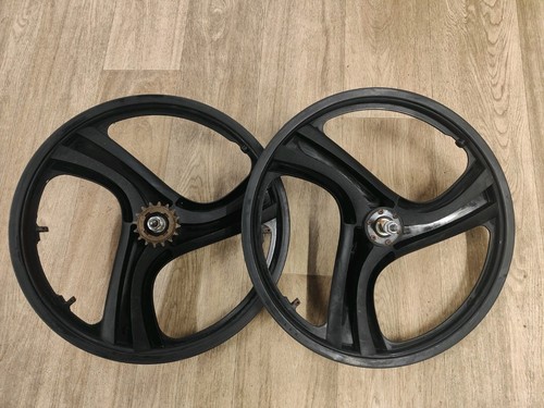 Black spoke bmx mag - 3,
