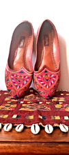 Mojari juttis, size 6 Jaipur,Rajasthan, beautiful embroidery hand made.