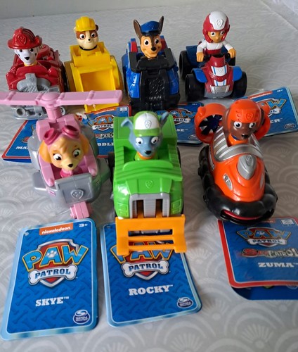 Bnwt set paw patrol - set,