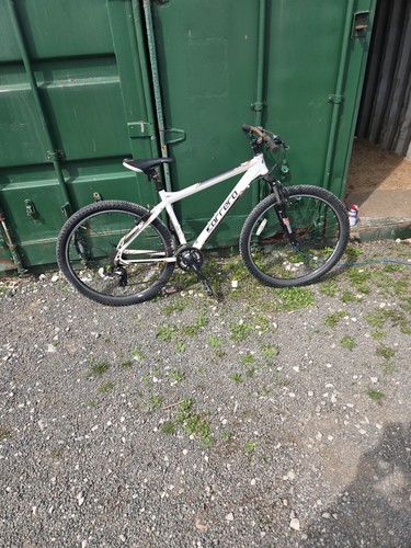 This white carrera - a, valour