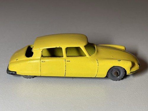Matchbox regular wheel citroen - matchbox,