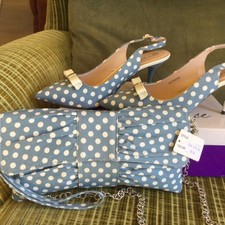 LUNAR ELEGANCE sling back