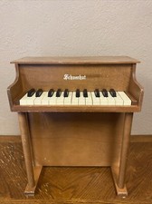 Schoenhut 25-Key WOODEN