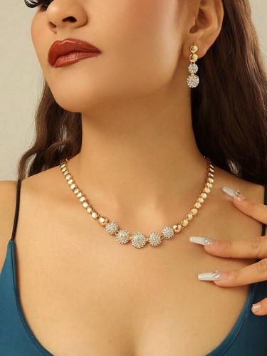Gold plated rhinestone round - plated,