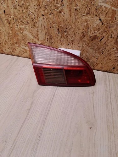 Toyota avensis liftback t22 - liftback,