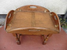 QUALITY OLD CHARM WOOD BROS OAK BUTLERS TRAY STAND / COFFEE TABLE, LIFT OFF TOP.