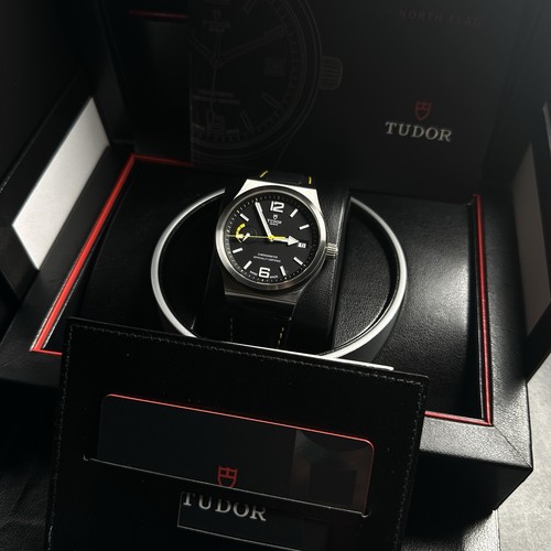 2021 tudor north flag 40mm - tudor,