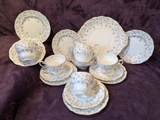 Royal Standard Fine Bone China "Vanity Fair" - 17 piece 4 person Tea Set- VGC