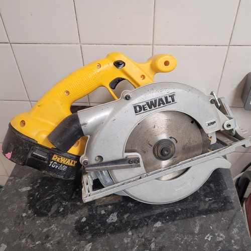 Dewalt dc390 18v circular saw - dc390,