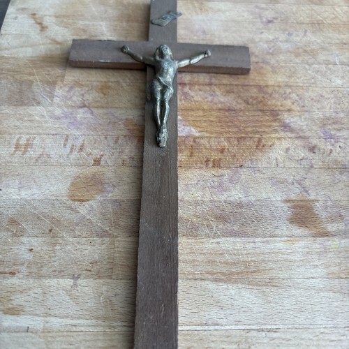 Antique crucifix - 8.5, in