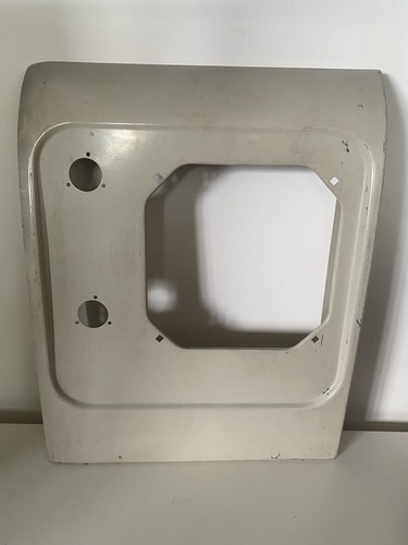 Land rover left side - left,