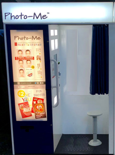 Photo booth for - me,