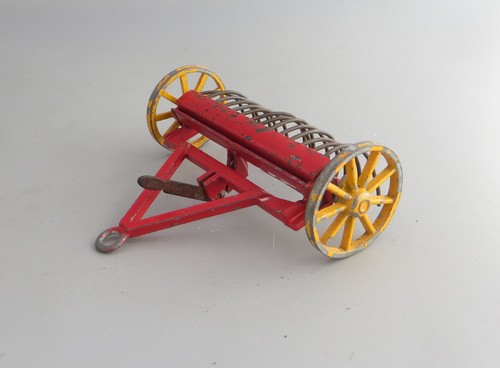Vintage dinky toys meccano - dinky,