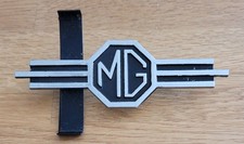 Chrome silver on black - mg,