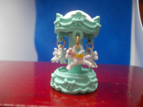 Carosel for dolls house - a,