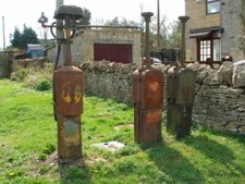 Photo Petrol Pump - Old petrol