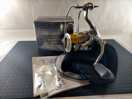 Shimano twin power 2500s - 09,