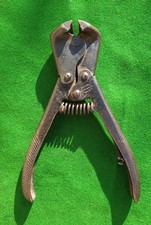 WW2 Richards Sheffield tent brand 1944 Military Hard Wire Cutters British Army