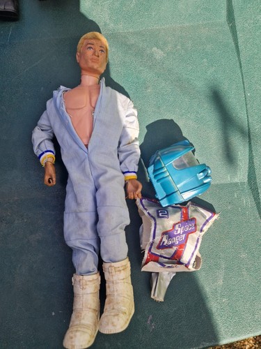 Vintage action man space - action,