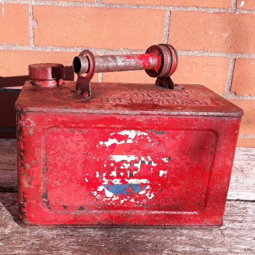 Vintage red metal valor - red,