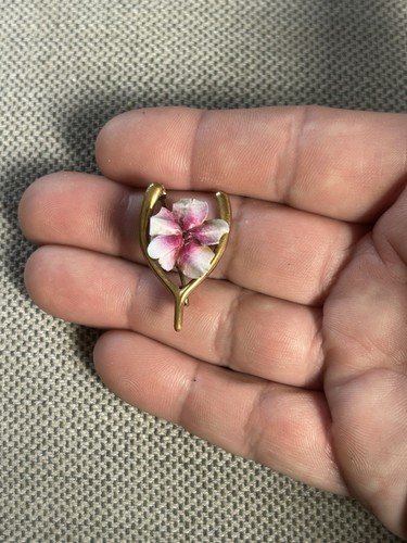 Vintage gold tone - gold, wishbone