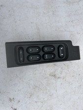 LANDROVER FREELANDER 2005 5 DOOR O/S ELECTRIC WINDOW SWITCH (FRONT DRIVER SIDE)