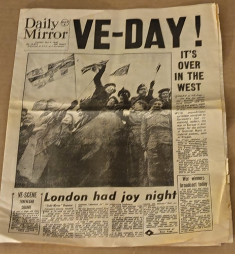 Daily mirror news paper - mirror,