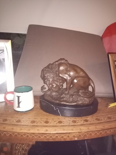 Large bronze statue marble - bronze,