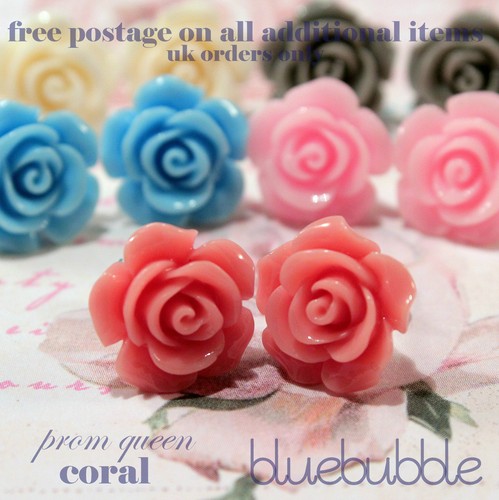 Vintage carved 15mm - rose, stud