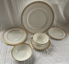 Royal Doulton - Gold Lace -