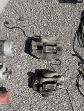 Ford Capri 2.8 Front Callipers With Brake Pipe