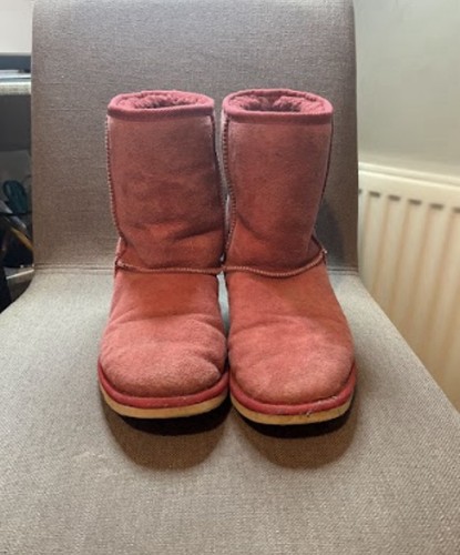 Ugg australia pink boots size - pink,