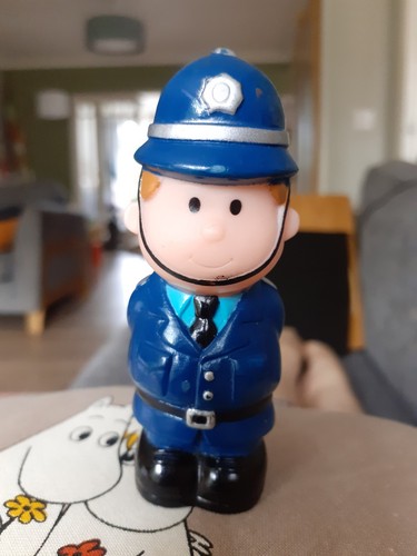 Elc happyland police officer - elc,
