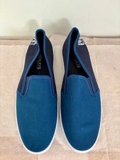 Henleys Slip On Canvas Shoes