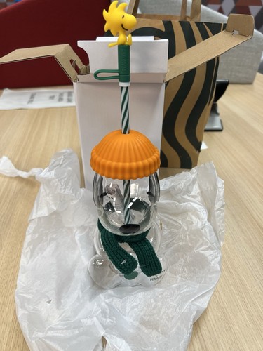 Starbucks peanuts snoopy - starbucks,