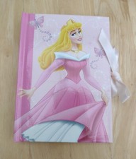NEW: DISNEY PRINCESS KEEPSAKE PHOTOGRAPH ALBUM